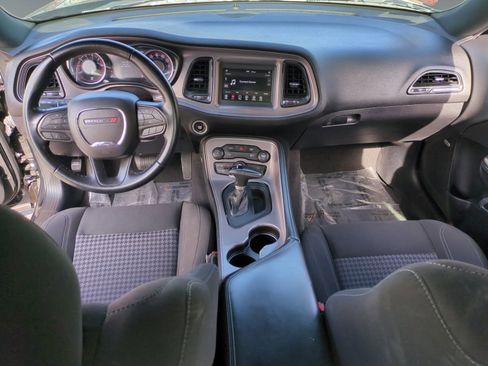 Used 2023 Dodge Challenger SXT image 20