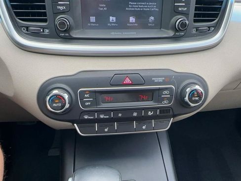 Used 2019 Kia Sorento FWD w/ LX Convenience Package image 35