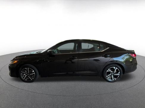 Used 2025 Nissan Sentra SV FWD image 8