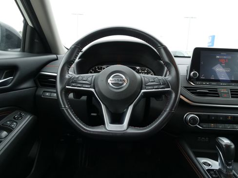 Used 2022 Nissan Altima 2.5 SR image 21