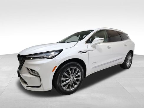 Certified 2024 Buick Enclave Avenir w/ Avenir Technology Package image 8