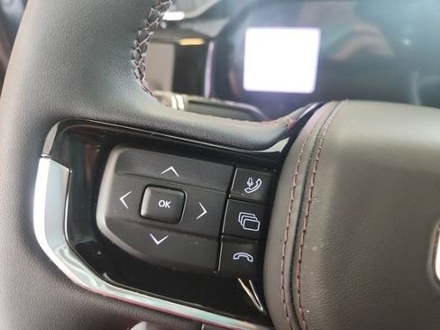 Used 2024 Jeep Wagoneer Launch Edition AWD/4WD image 31