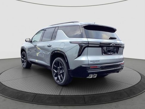 New 2026 Chevrolet Traverse RS w/ LPO, Floor Liner Package image 5