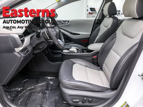 Used 2020 Hyundai Ioniq Limited image 23