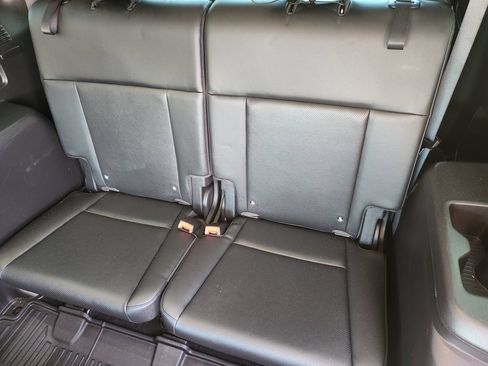 Used 2025 Hyundai Santa Fe SEL FWD image 27
