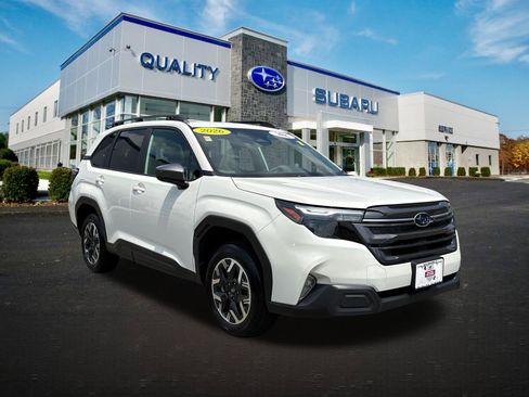Certified 2026 Subaru Forester Premium AWD/4WD image 5