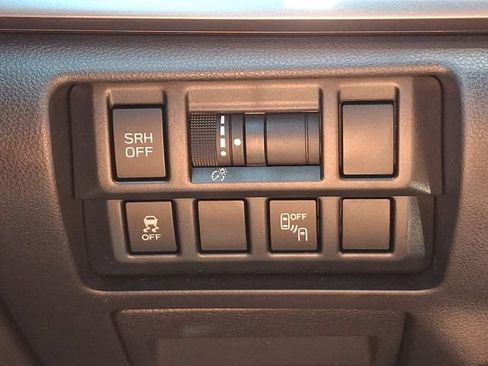 Used 2019 Subaru Crosstrek 2.0i Limited AWD/4WD image 23