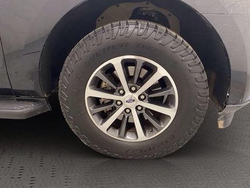 Used 2019 Ford Expedition Max XLT w/ Equipment Group 201A AWD/4WD image 37