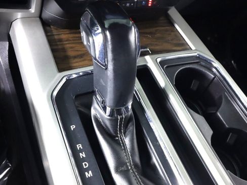 Used 2020 Ford F150 Lariat image 30