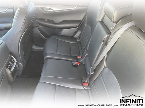 New 2025 INFINITI QX50 Luxe image 19