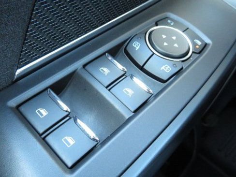 Certified 2022 Ford F150 Raptor w/ Equipment Group 801A High image 26