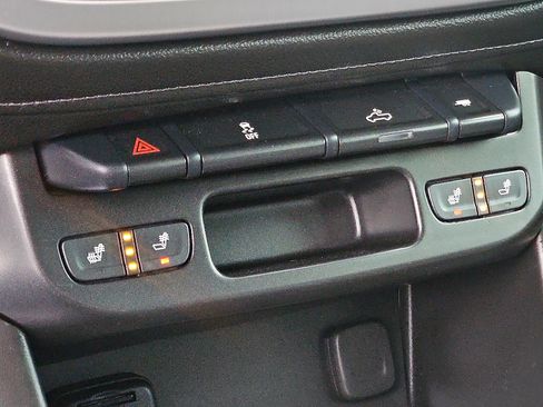 Used 2022 GMC Canyon Elevation w/ Elevation Premium Package image 23