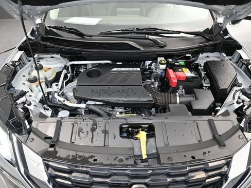 Used 2022 Nissan Rogue SV AWD/4WD image 12