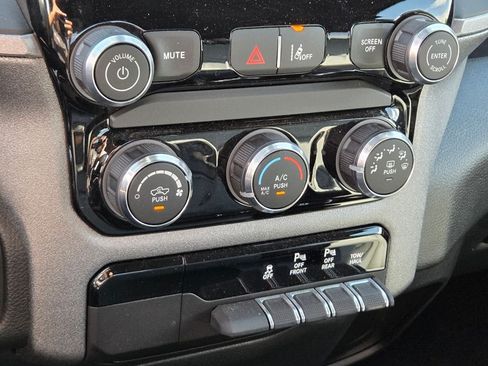 Used 2025 RAM 1500 Tradesman AWD/4WD image 29