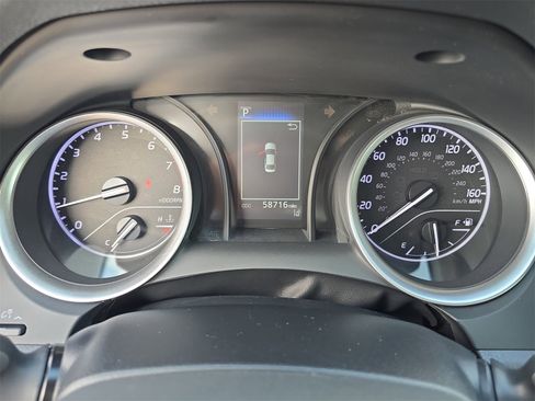 Used 2021 Toyota Camry LE image 24