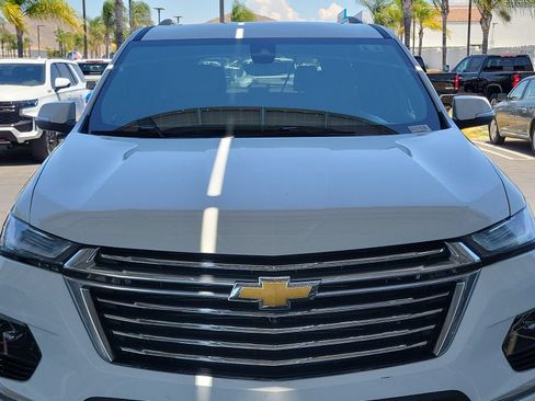 Used 2023 Chevrolet Traverse High Country FWD image 29