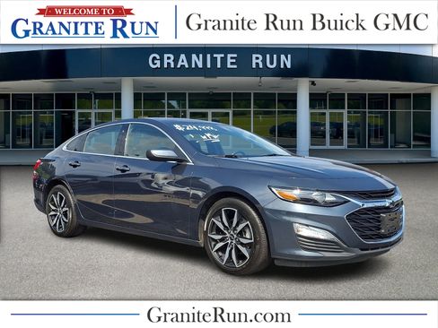 Used 2021 Chevrolet Malibu RS FWD image 1