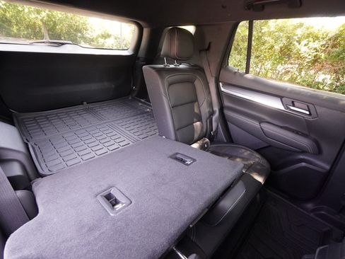 Used 2026 GMC Terrain Elevation w/ Elevation Premium Package FWD image 25