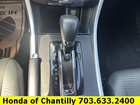 Used 2015 Honda Accord LX image 17