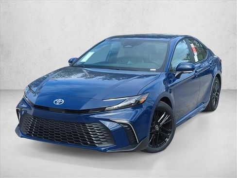 New 2026 Toyota Camry SE image 1