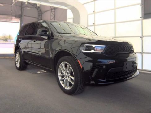 Used 2023 Dodge Durango GT AWD/4WD image 2