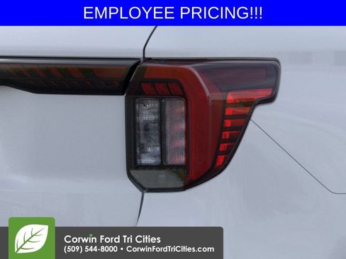 New 2026 Ford Explorer Active AWD/4WD image 21