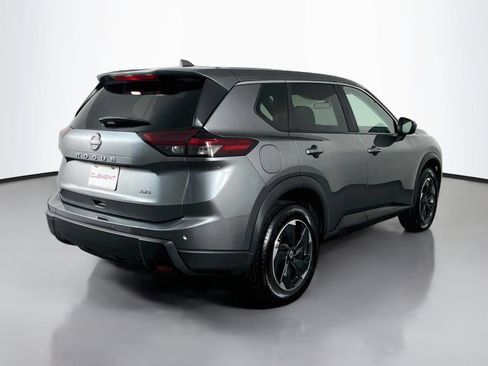 Used 2025 Nissan Rogue SV AWD/4WD image 6