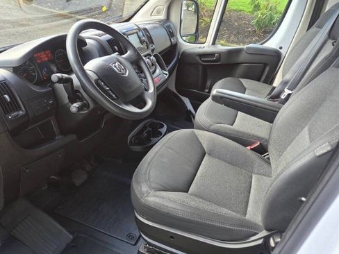 Used 2018 RAM ProMaster 1500 FWD image 2