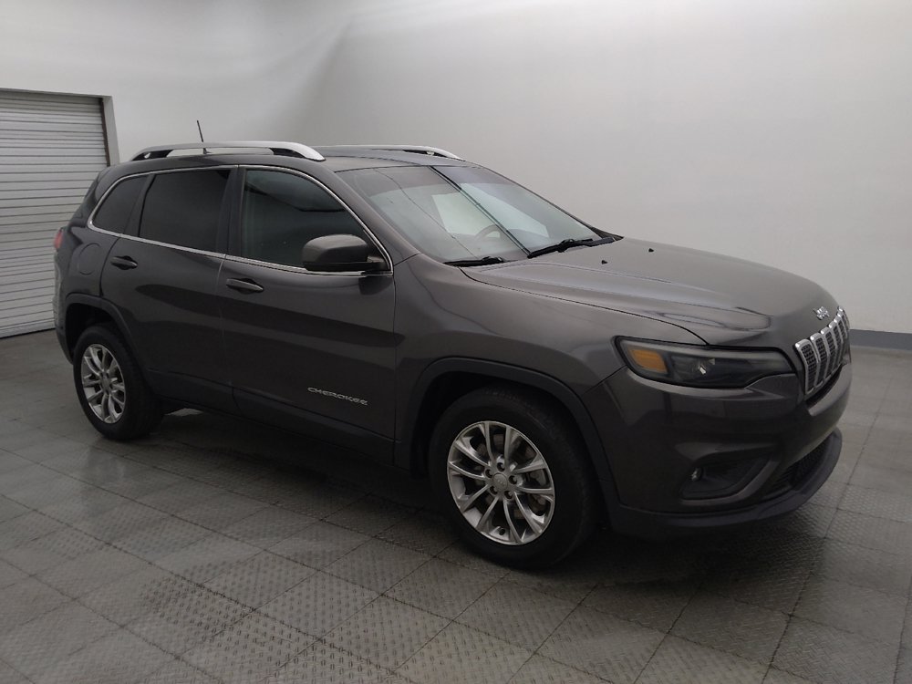 Used 2019 Jeep Cherokee Latitude Plus FWD image 11
