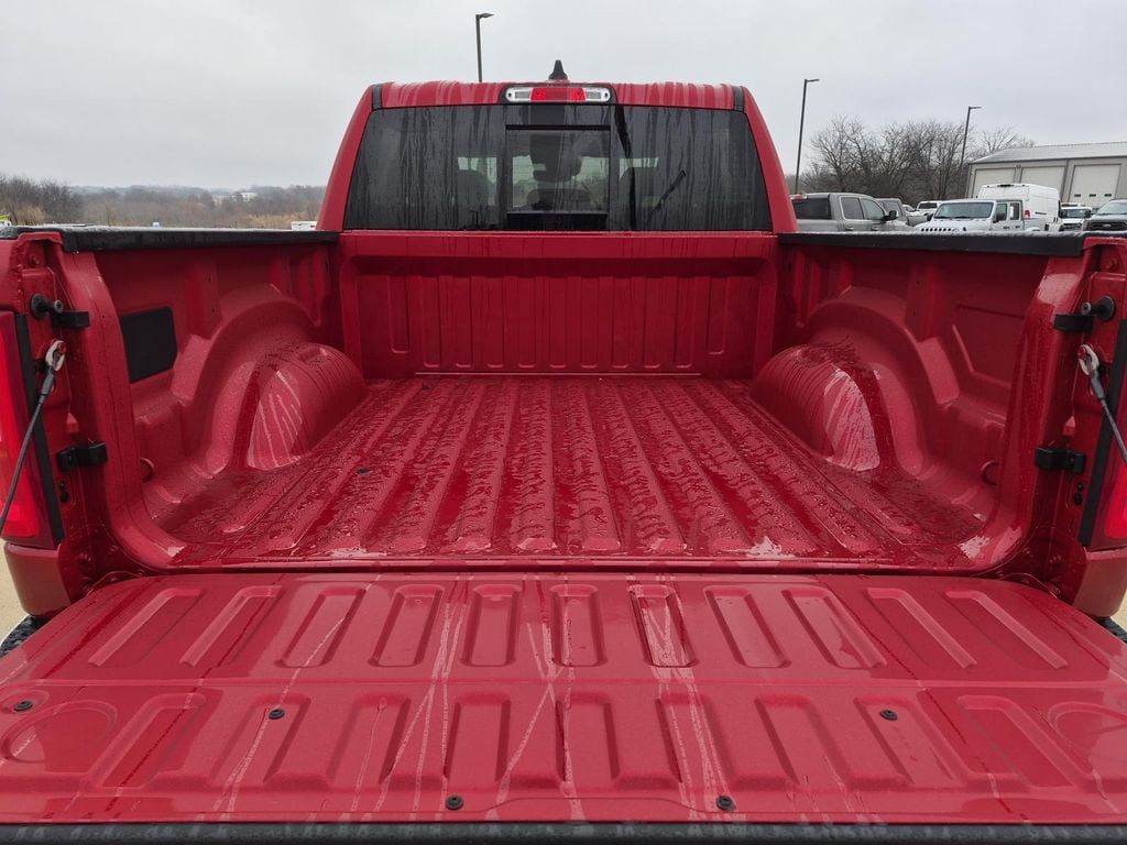 New 2026 RAM 1500 Lone Star AWD/4WD image 9