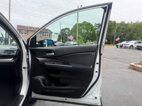 Used 2016 Honda CR-V SE image 18