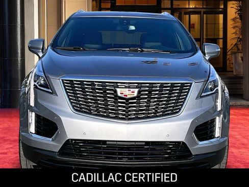 Used 2023 Cadillac XT5 Luxury w/ LPO, Floor Liner Package AWD/4WD image 3