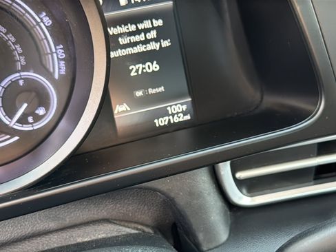 Used 2022 Hyundai Elantra Blue FWD image 28