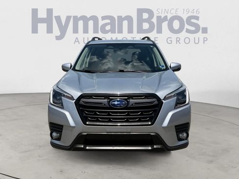 Used 2023 Subaru Forester Limited AWD/4WD image 9