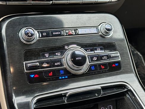 Certified 2023 Lincoln Nautilus Reserve w/ Equipment Group 202A image 22