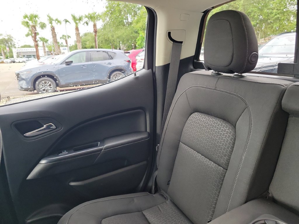 Used 2020 GMC Canyon SLE w/ Elevation Edition RWD image 16