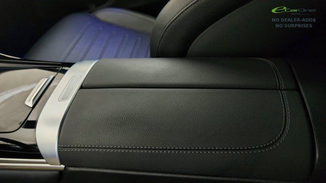 Used 2025 Mercedes-Benz GLC 300 4MATIC image 65