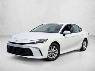 Used 2025 Toyota Camry LE video 1