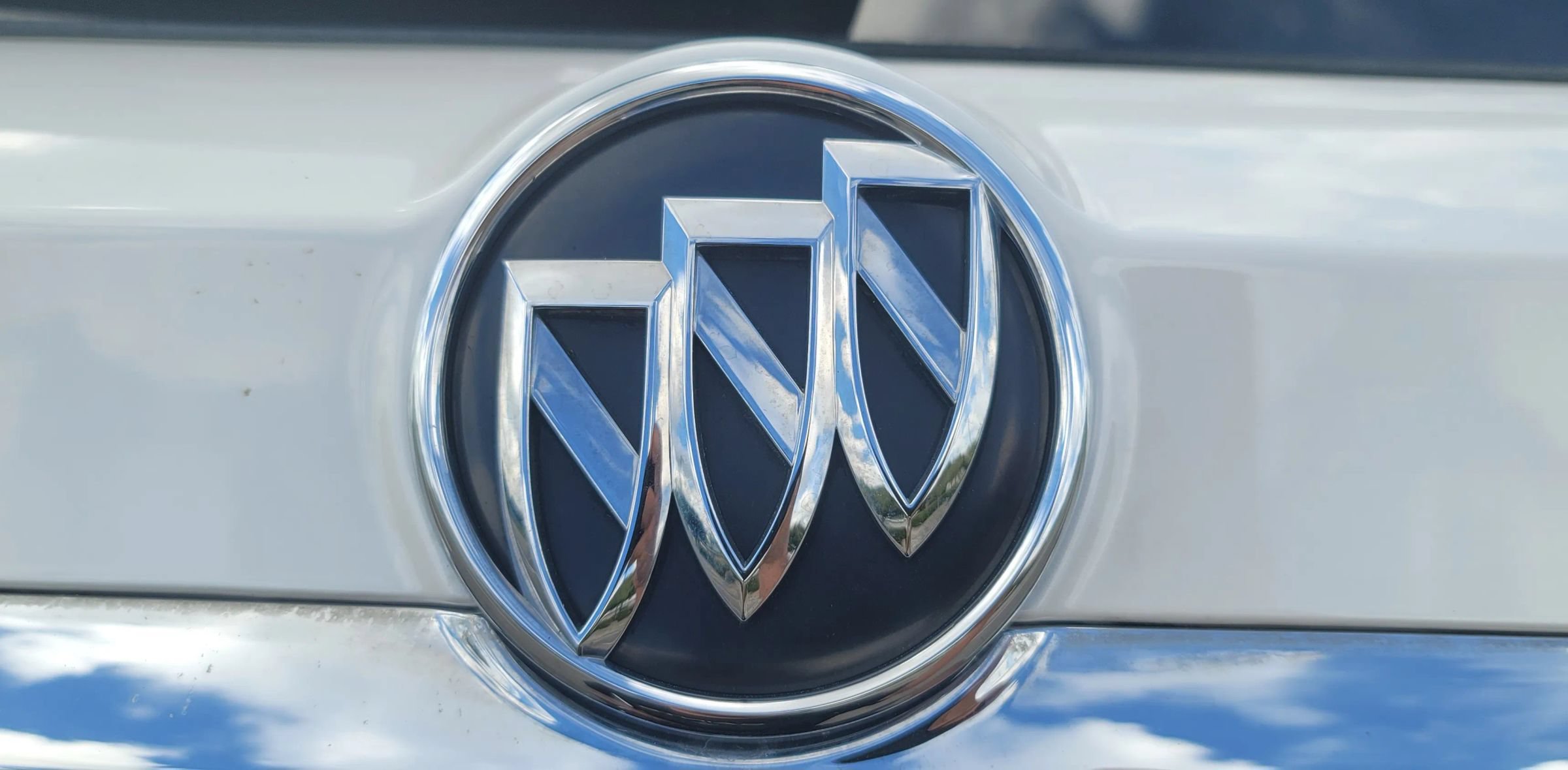 Used 2015 Buick Encore AWD image 26