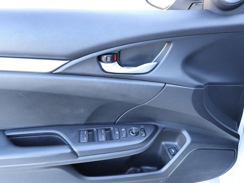 Used 2020 Honda Civic Sport image 32