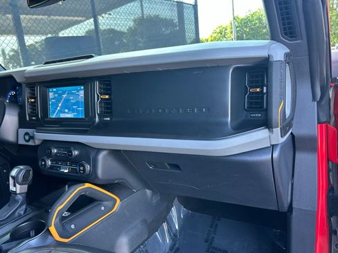 Used 2023 Ford Bronco Badlands AWD/4WD image 23