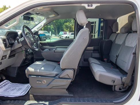 Used 2021 Ford F150 XLT w/ Equipment Group 301A Mid RWD image 9