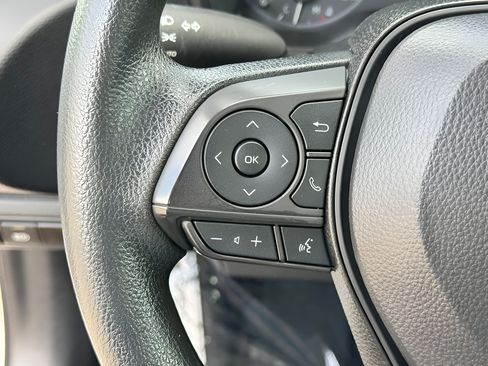 Used 2024 Toyota Corolla LE FWD image 22