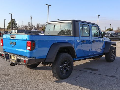 New 2026 Jeep Gladiator Sport image 5