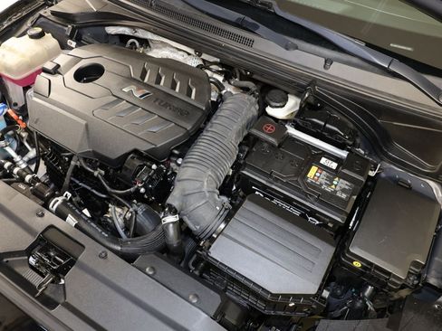 Used 2022 Hyundai Veloster N image 33