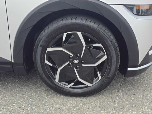 Used 2024 Hyundai Ioniq 5 SEL RWD image 9
