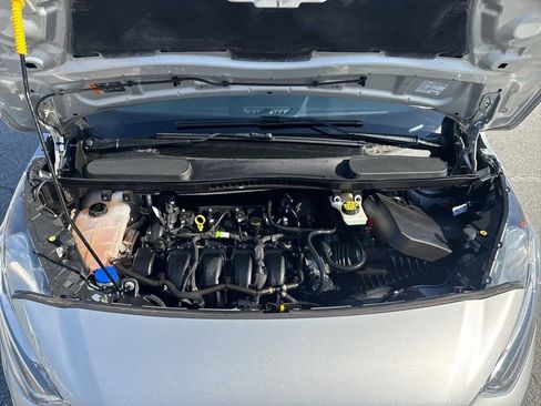 Used 2019 Ford Transit Connect XLT image 29