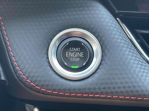 Used 2025 Chevrolet Equinox RS w/ Safety and Technology Package FWD image 25