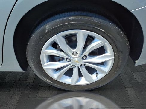 Used 2023 Chevrolet Malibu LT FWD image 11