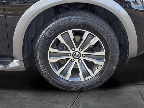 Used 2020 Nissan Armada SL w/ Premium Package image 6